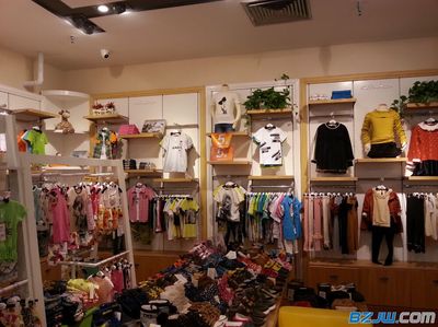 【福州泉頭家具供應(yīng)首屈一指的童裝展柜 服裝展柜價格】_福州泉頭家具供應(yīng)首屈一指的童裝展柜 服裝展柜價格價格_福州泉頭家具供應(yīng)首屈一指的童裝展柜 服裝展柜價格廠家-到中華標(biāo)準(zhǔn)件網(wǎng)