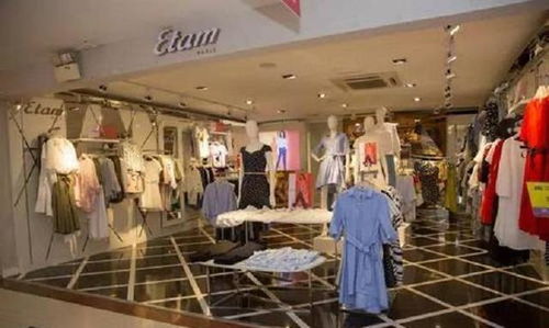 又一服裝巨頭 破產(chǎn) ,曾是女性的最愛,今衣服 白菜價 賤賣